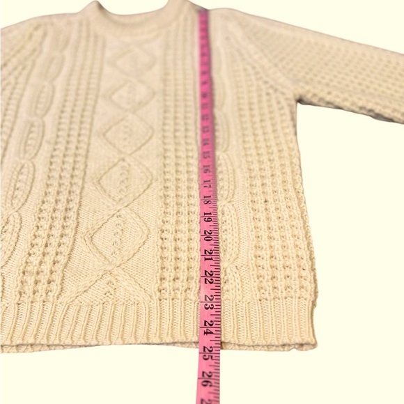 VINTAGE Hand knit Made in Ireland New Wool Fisherman Crewneck Sweater. SZ: 38 - Picture 8 of 13